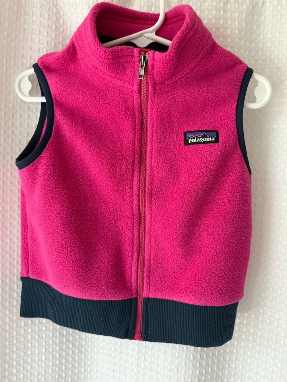 Patagonia Synchilla Fleece Sweater in Bright Pink